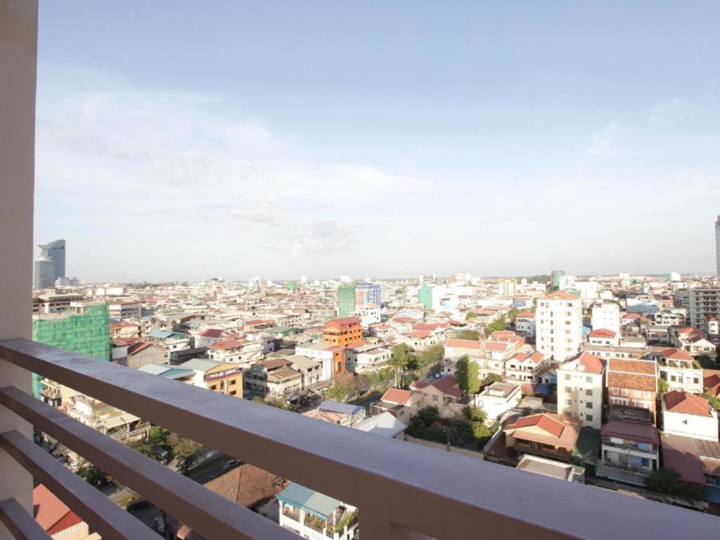 Kirirom Crystal Hotel Phnom Penh Dış mekan fotoğraf