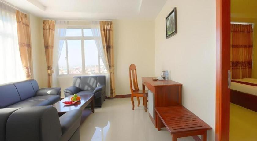 Kirirom Crystal Hotel Phnom Penh Dış mekan fotoğraf