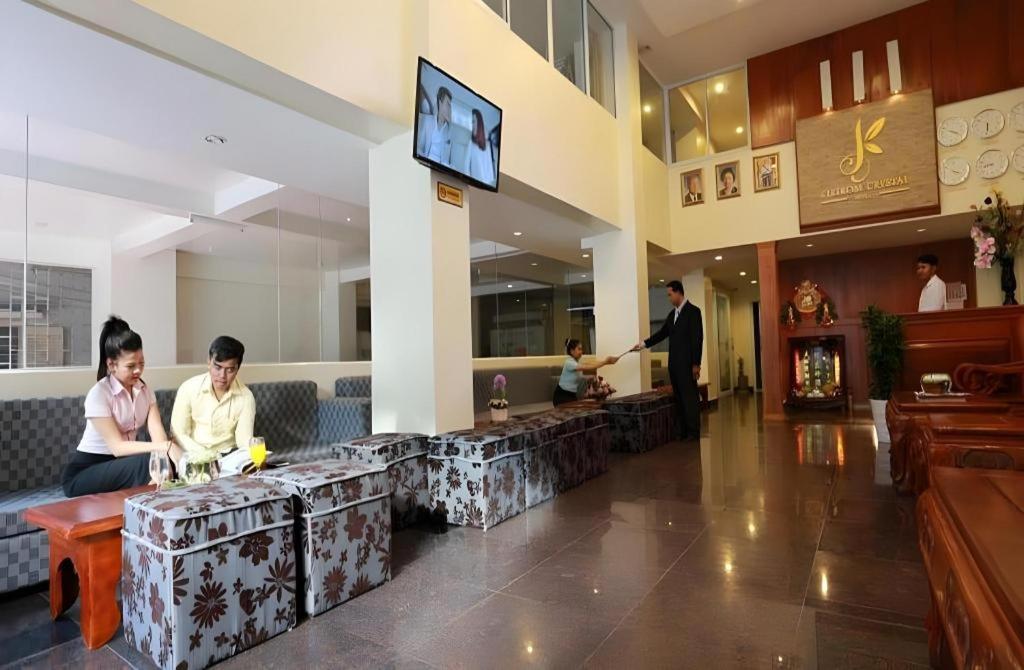 Kirirom Crystal Hotel Phnom Penh Dış mekan fotoğraf